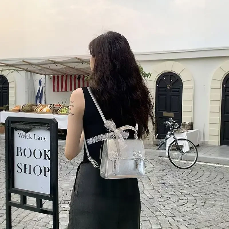 银色双肩包包女2025新款时尚百搭高级感轻奢小众设计感超火小背包