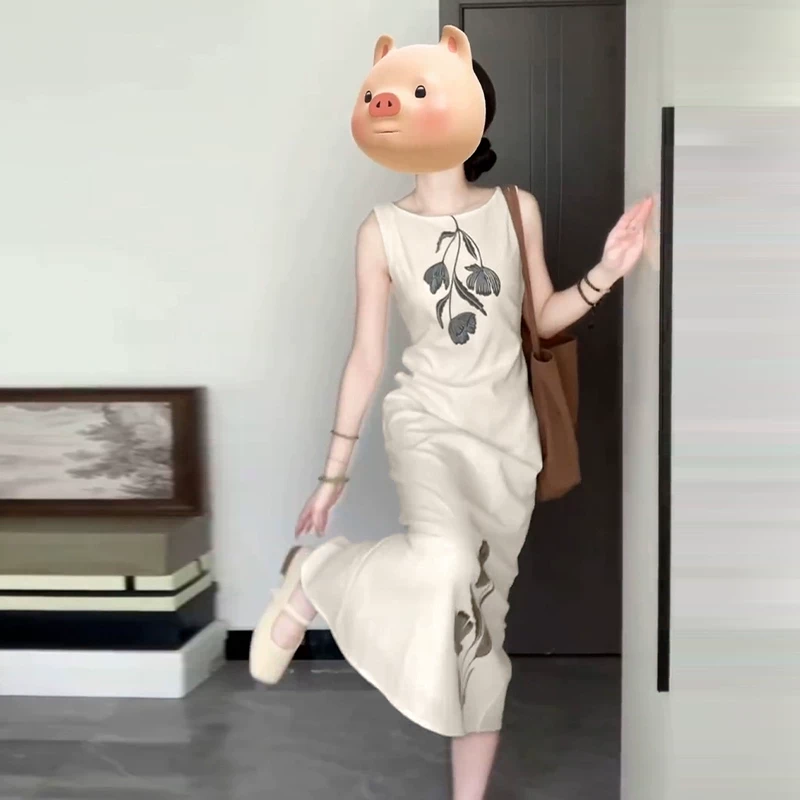 遮肚子气质小清新慵懒温柔风包臀连衣裙子女白色2024新款背心长裙