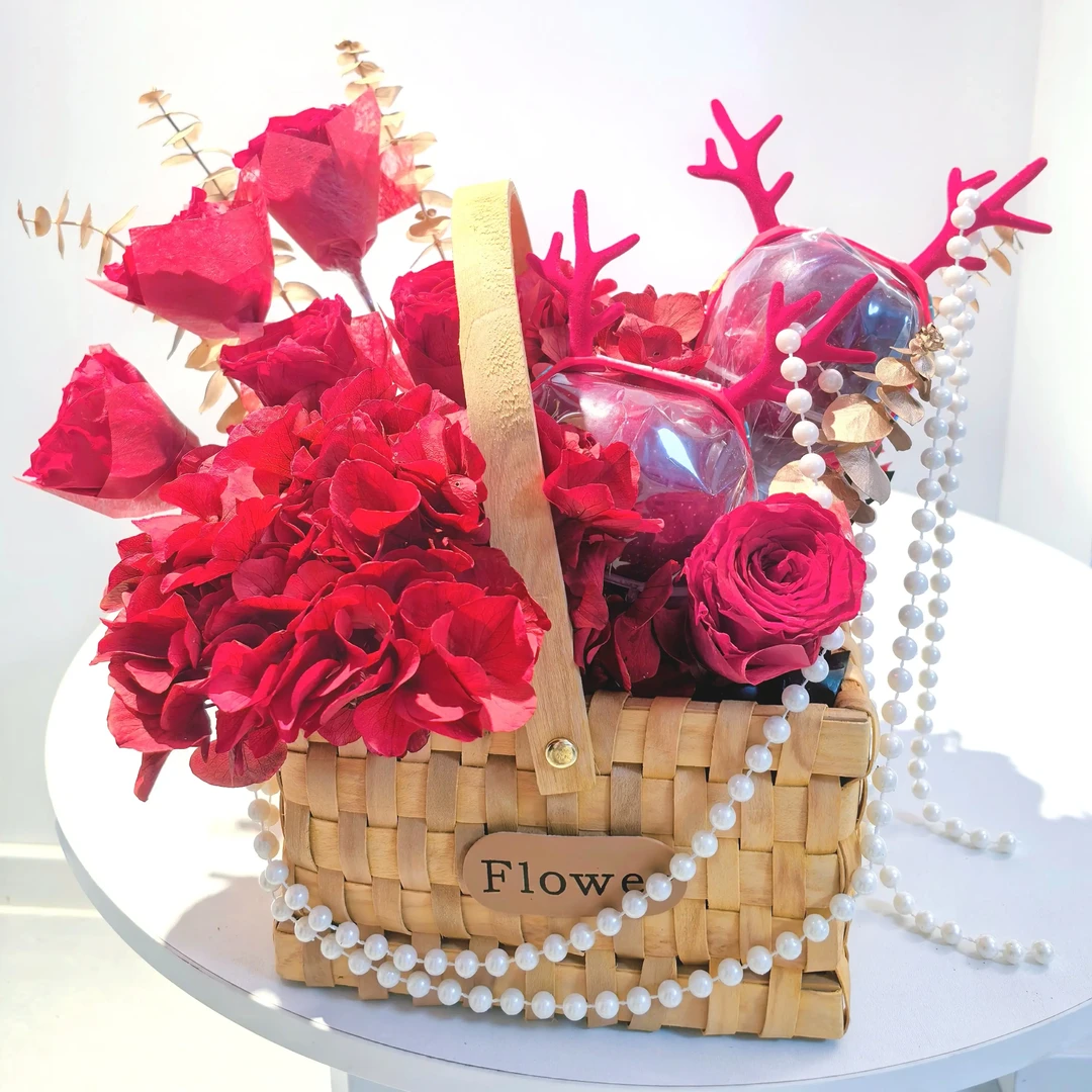 一篮玫好苹安愿6朵永生花2个苹果若干绣球圣诞永生花配圆满平安夜