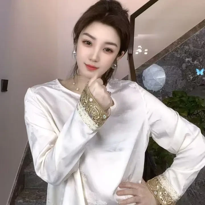 2825年新中式国风圆领长袖串珠正工艺舒适宽松衬衫女百搭内搭