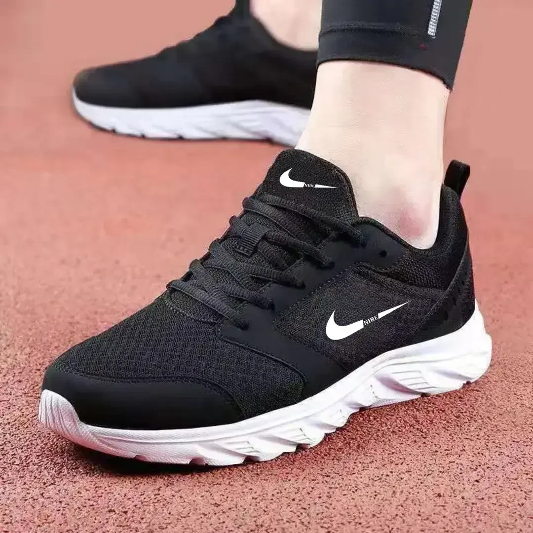 耐克精选秋冬男鞋伦敦三代运动鞋皮面休闲鞋中年防水女跑步鞋适配