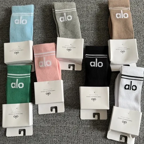 常规款秋冬棉袜运动袜百搭透气情侣春季长筒吸汗潮流