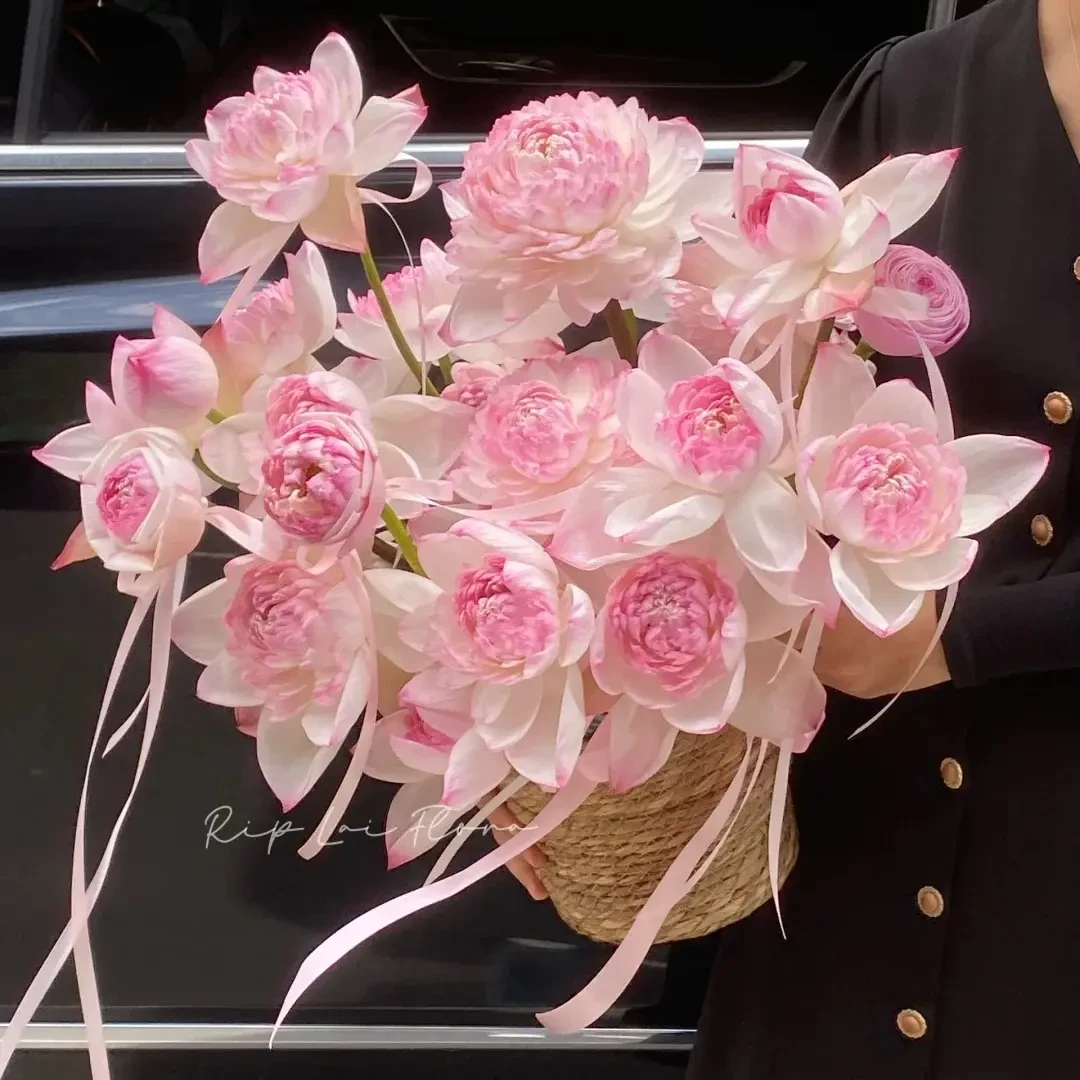 【好运莲莲】夏日花束之荷花花束全国同城附近生日门店手捧花配送