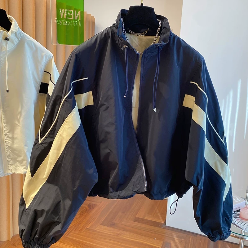 冲锋衣女短款外套2025春秋新款设计感洋气立领开衫夹克上衣棒球服