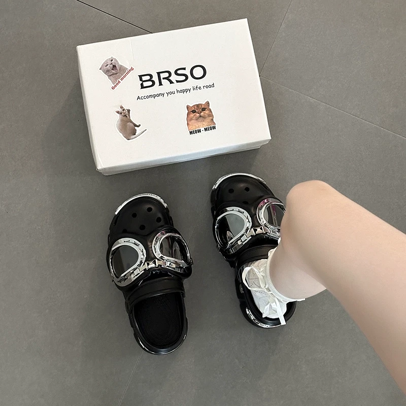 朋克包头拖鞋女外穿2025夏季新款增高眼镜配饰洋气网红沙滩洞洞鞋