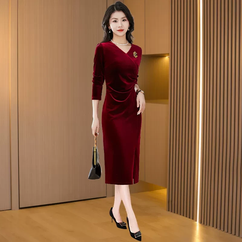 金丝绒连衣裙2025新款女春秋旗袍三月喜婆婆婚宴妈妈礼服高贵年轻