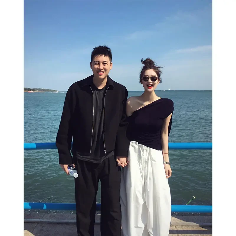 套装女2025新款爆款洋气斜肩飘带t恤上衣白色休闲裤简约阔腿裤