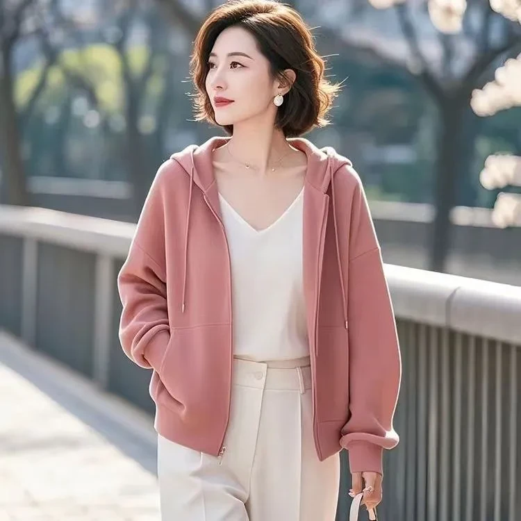 今年流行的爆款韩式慵懒chic减龄漂亮洋气粉色外套女2025新款春季
