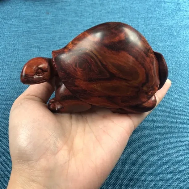 海南黄花梨手工雕刻乌龟手把件