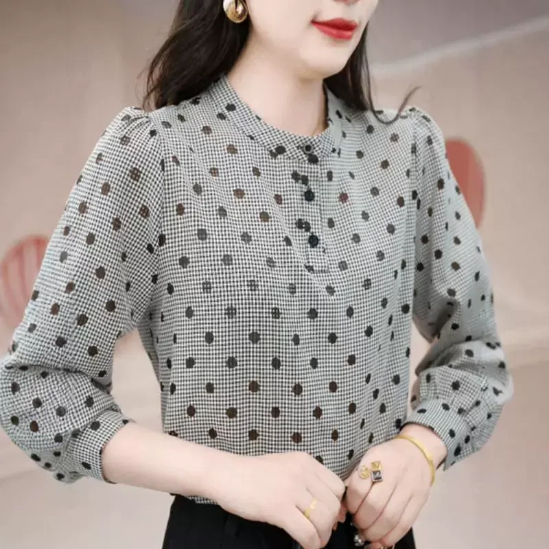 (乐）遮肉新款气质圆点套头百搭洋气女小衫妈妈装纽扣显瘦中袖衬衣