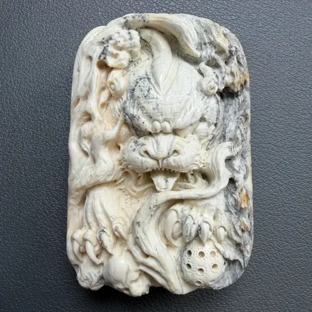 猛犸老皮 手工雕刻谛听牌