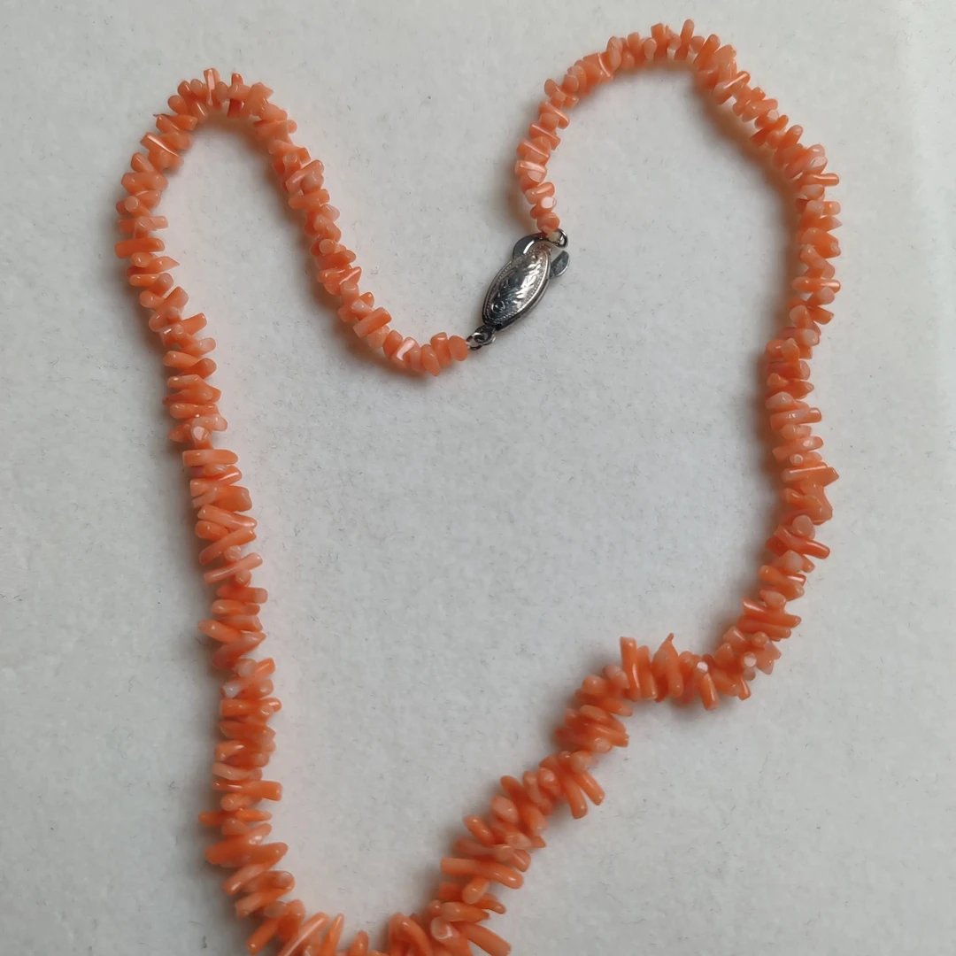 天然珊瑚粉红原枝项链