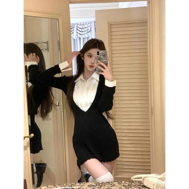 法式纯欲黑色内搭针织连衣裙子女假两件拼接衬衫领百褶短裙2025冬