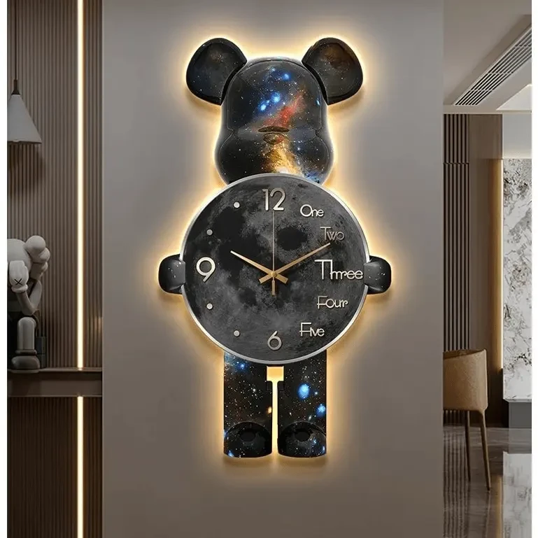 暴力熊创意钟表挂钟客厅时尚大气时钟挂墙高级感简约艺术装饰壁灯