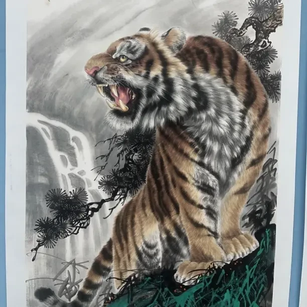 何艳梅手绘工笔老虎