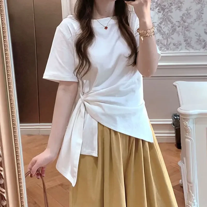 胖MM大码女装不规则开叉高级感上衣2025新款侧边绑带收腰短袖T恤