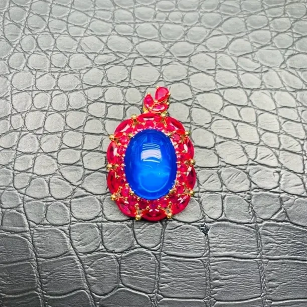 培育蓝宝石高定精致时尚蓝色撞色吊坠1501