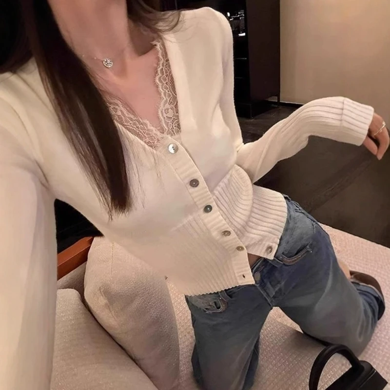 白色蕾丝v领收腰针织开衫女春秋修身内搭打底衫毛衣外穿短款上衣