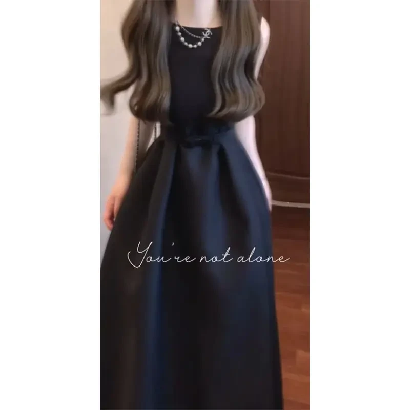 2025春季新款修身显瘦简约百搭气质时尚高级感无袖背心收腰连衣裙