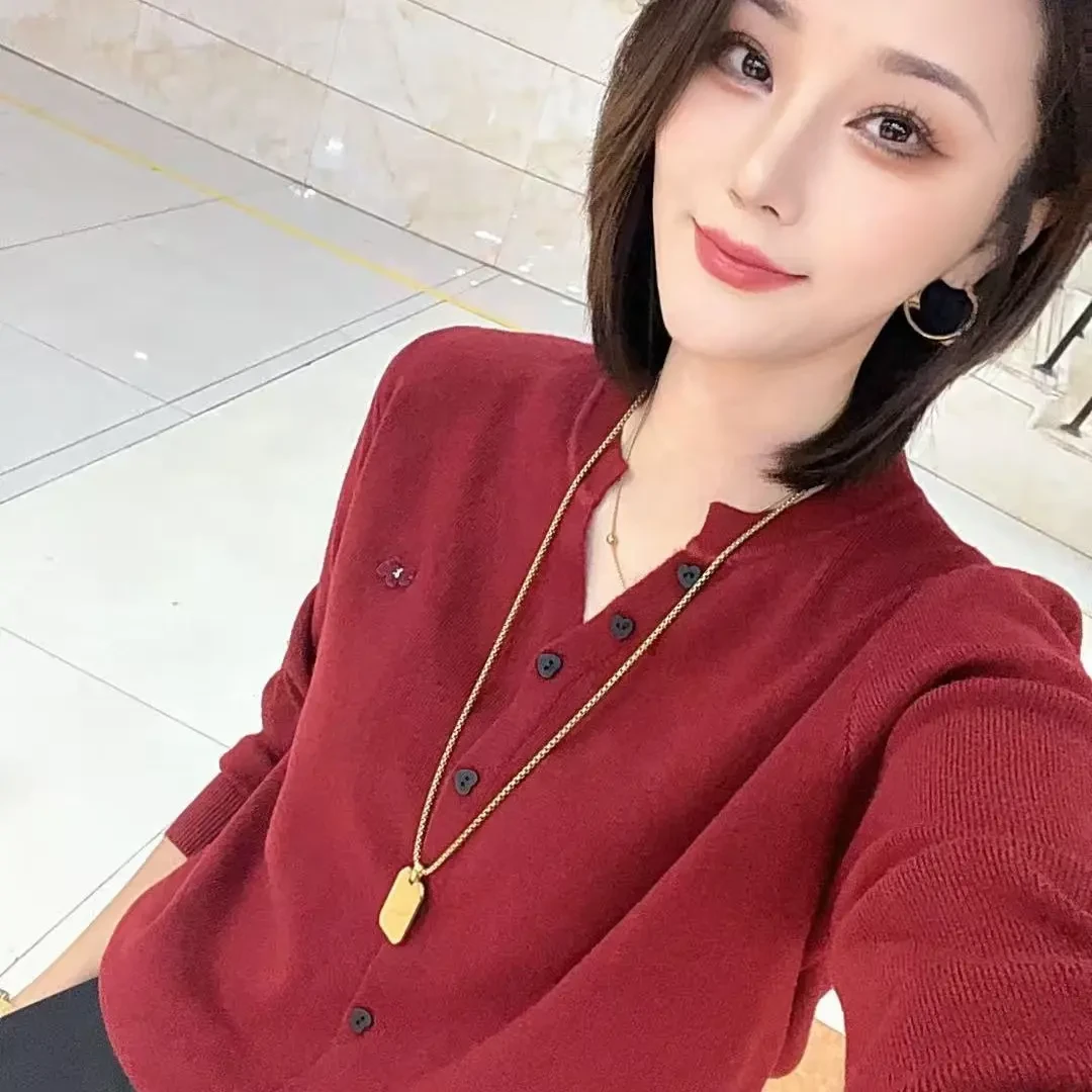 不褪色长袖秋冬毛针织衫针织圆领修身洋气显瘦时尚