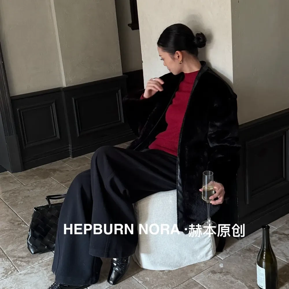 ZHEN ZHEN仿皮毛一体外皮腰带V领中长款短外套(配腰带）