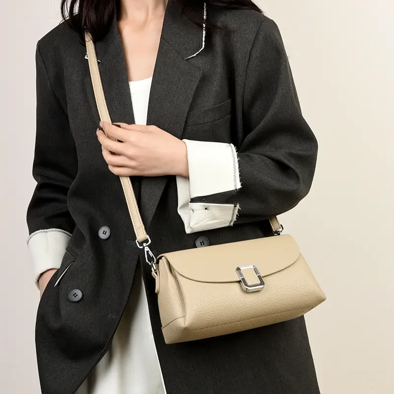 复古女2025上新单肩斜挎手提真皮质感新款包包女轻奢时尚百搭通勤