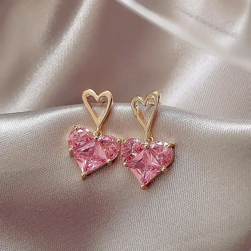 铜合金轻奢风时尚新款耳钉WH0253-1