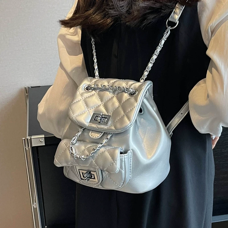 高级感韩版菱格银色双肩小包包女2025新款夏时尚链条百搭旅行书包