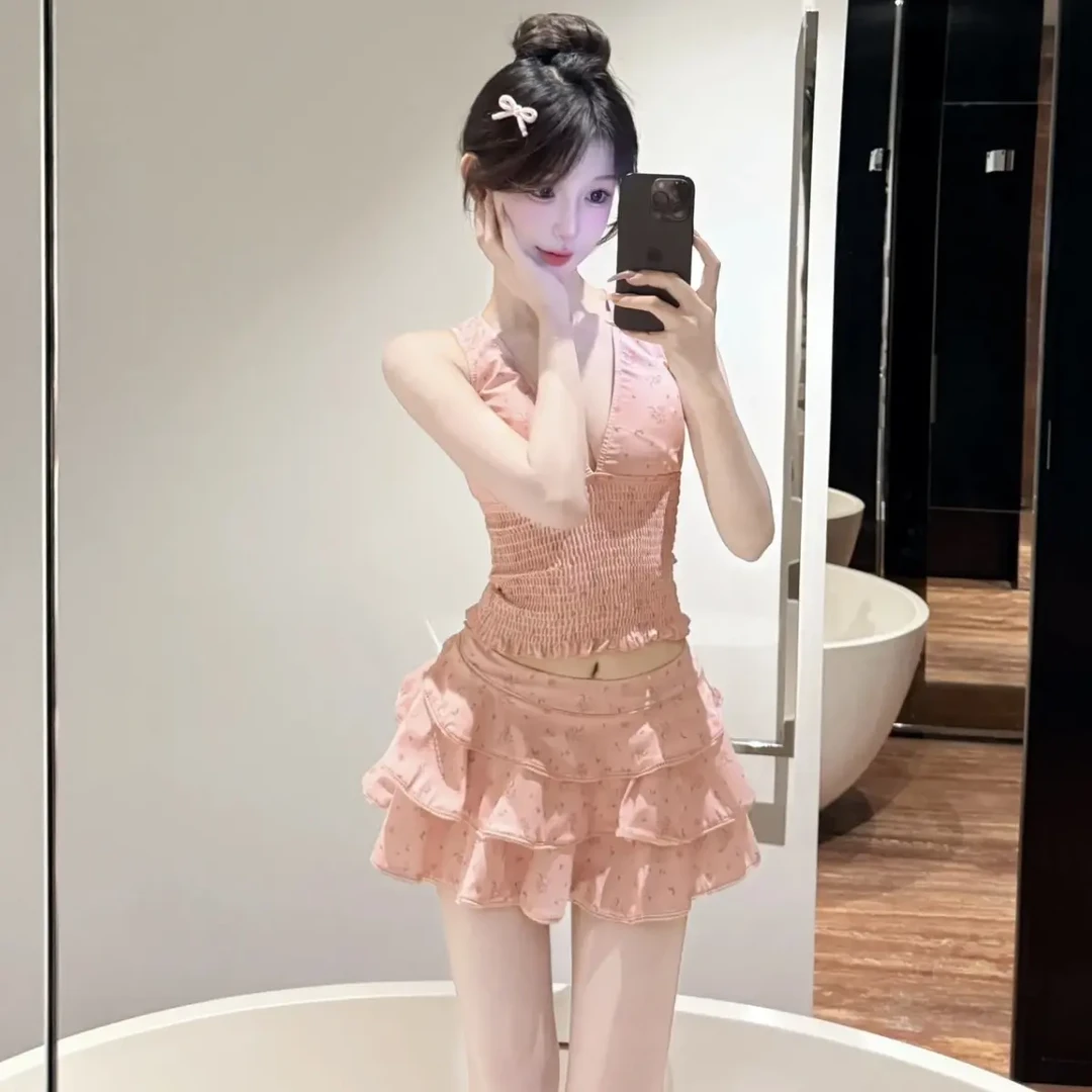 纯欲风碎花分体裙式泳衣遮肉显瘦适合海边度假泡温泉