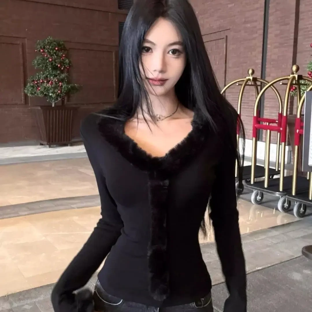 高级感V领拼接毛领打底衫女秋冬修身显瘦长袖上衣