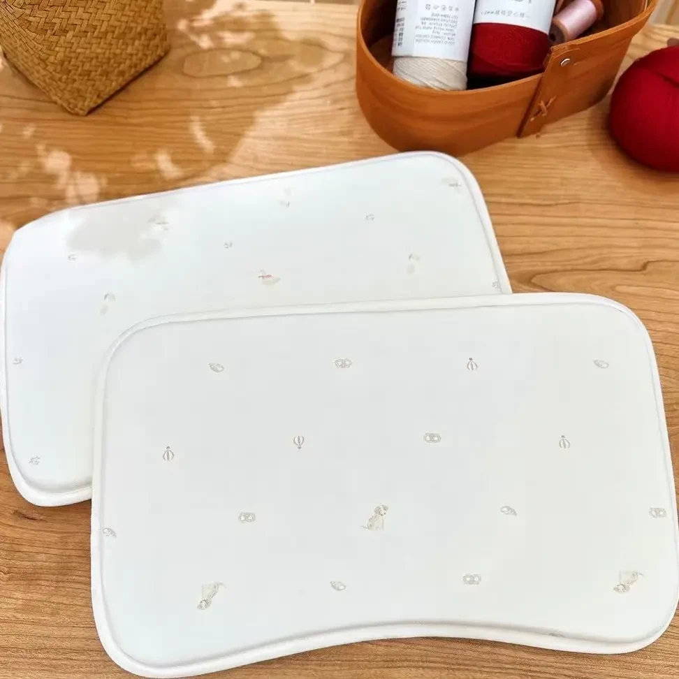 娃丽比-婴幼儿定型枕 纯棉云片枕宝宝枕头