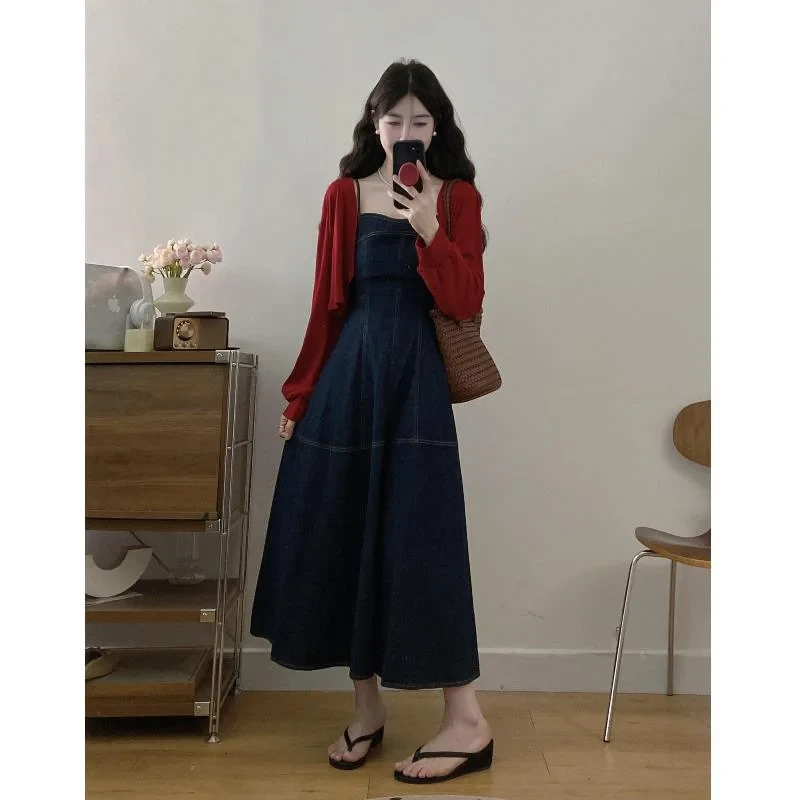 港风复古牛仔吊带裙红色开衫防晒外套2025春大码胖mm连衣裙两件套