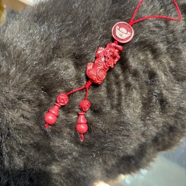 含辰砂工艺品含辰砂工艺品天然朱砂貔貅手机链钥匙扣男女款本命