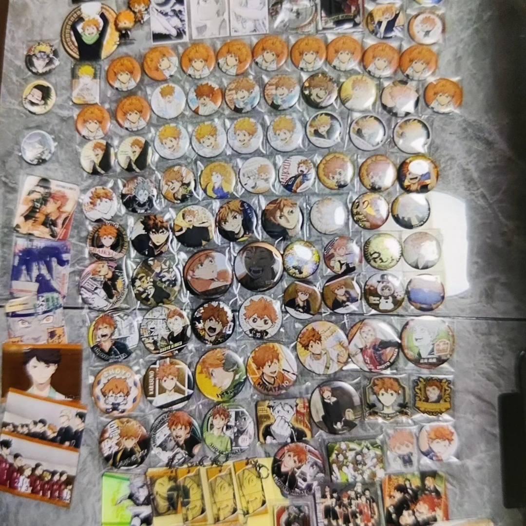 动漫周边吧唧胸针马口铁徽章角色饰品礼物