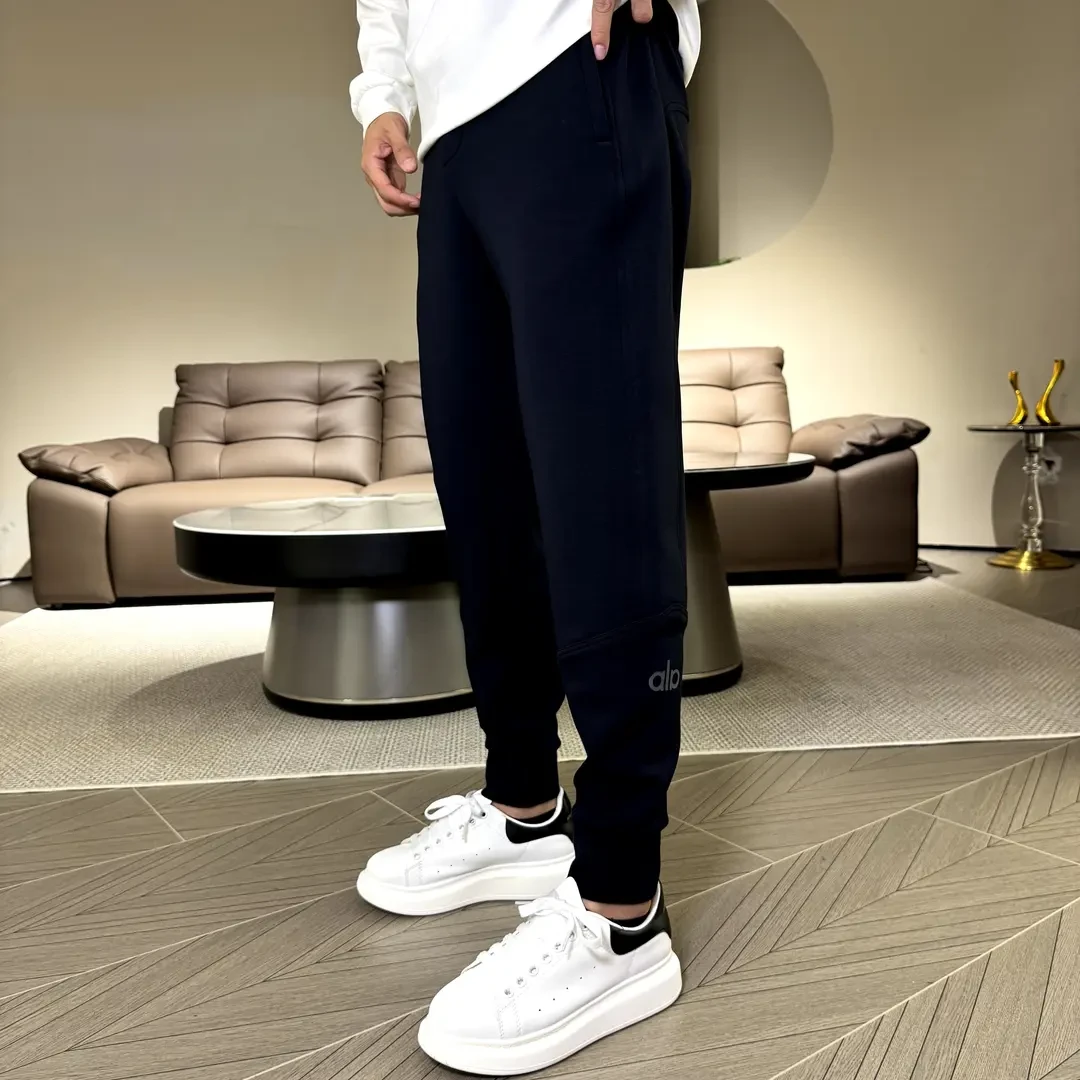 款秋季男士运动休闲时尚百搭修身显瘦拼接小脚休闲裤面料舒适