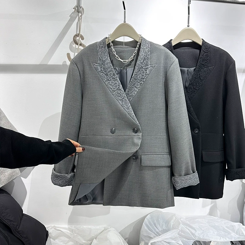 外套女2025春装新款欧韩货阔版蕾丝拼接领网红月月中长款休闲西装