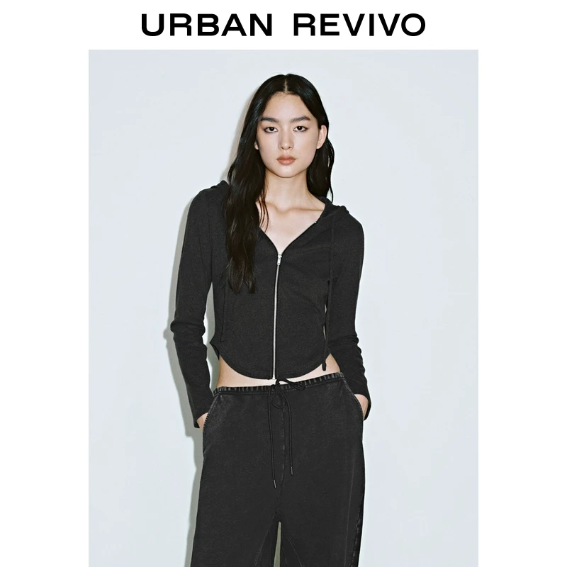 UR2025秋季新款女装休闲运动连帽抽绳短款修身外套UYY150005