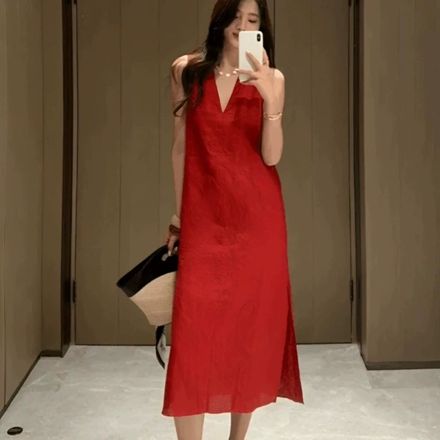 法式红色棉麻连衣裙女夏季2025新款简约时尚气质v领背心亚麻长裙