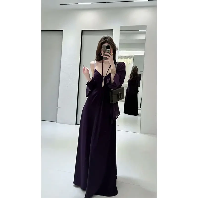 连衣裙流行时尚潮牌女装性感辣妹宽松衬衫高级感纯欲露背吊带长裙