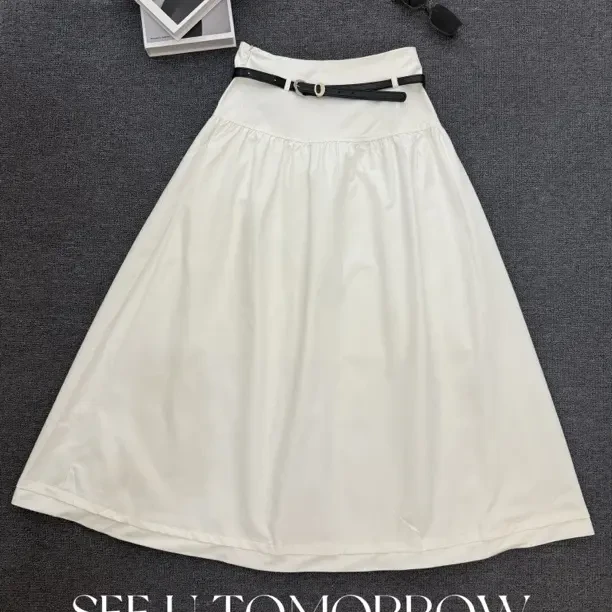 新款设计感通勤百搭空气棉半裙