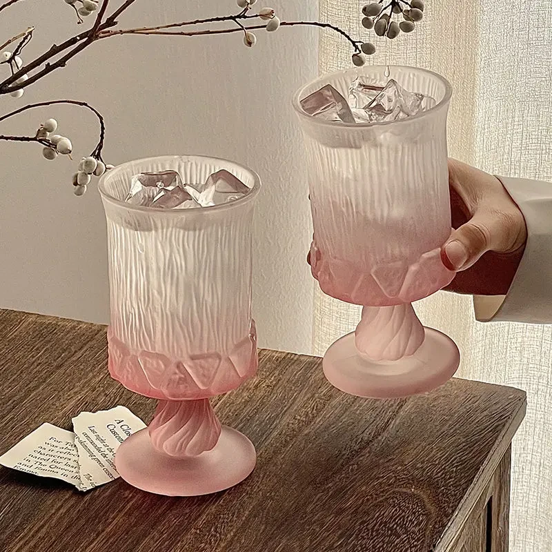 法式设计磨砂质感渐变色玻璃杯高脚杯办公家用便携果汁杯气泡水xx