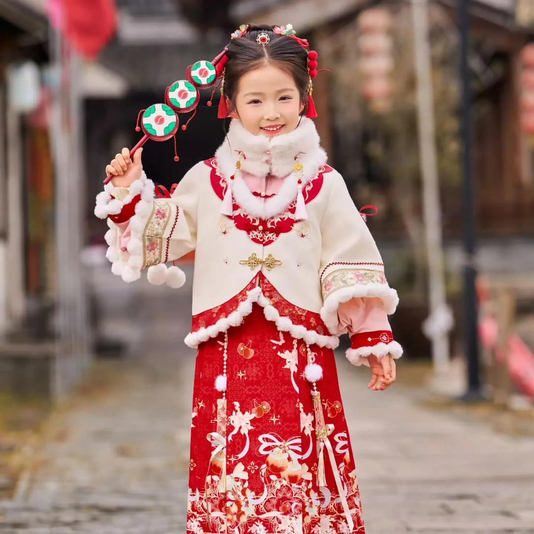 冬季羽绒女童汉服加厚中国风古风拜年服套装