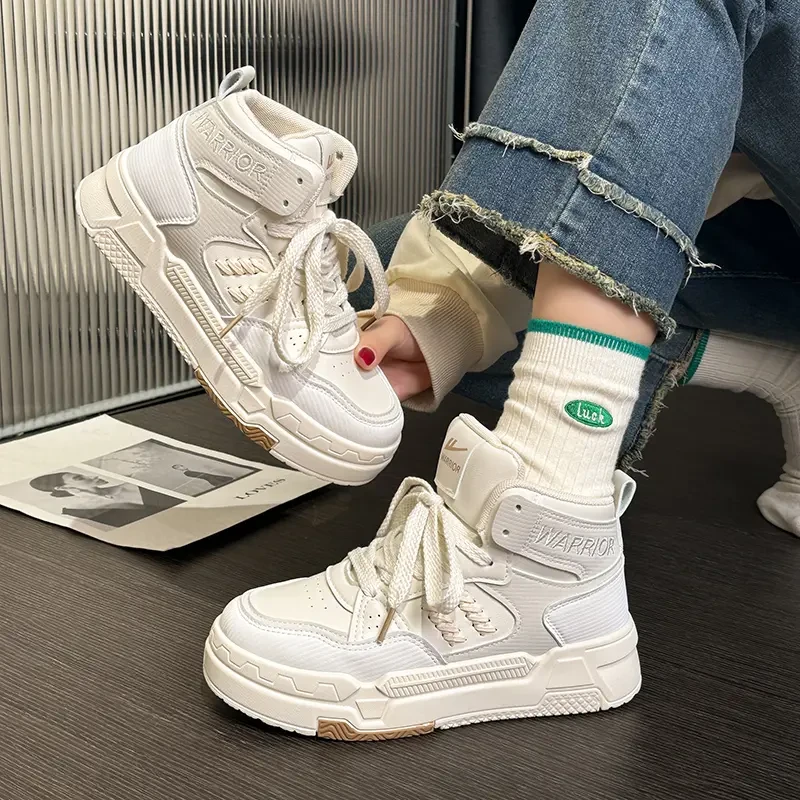 星星专属尚高帮板鞋秋冬季小众女鞋百搭ins潮流学生保暖