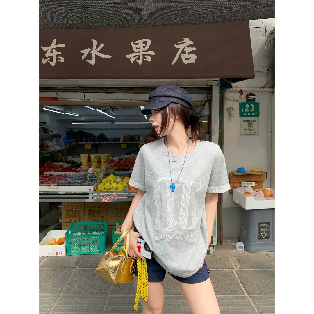 DCDC OFFICIAL 酷嗲兼备 蕾丝贴布绣花T恤女夏宽松休闲慵懒风上衣