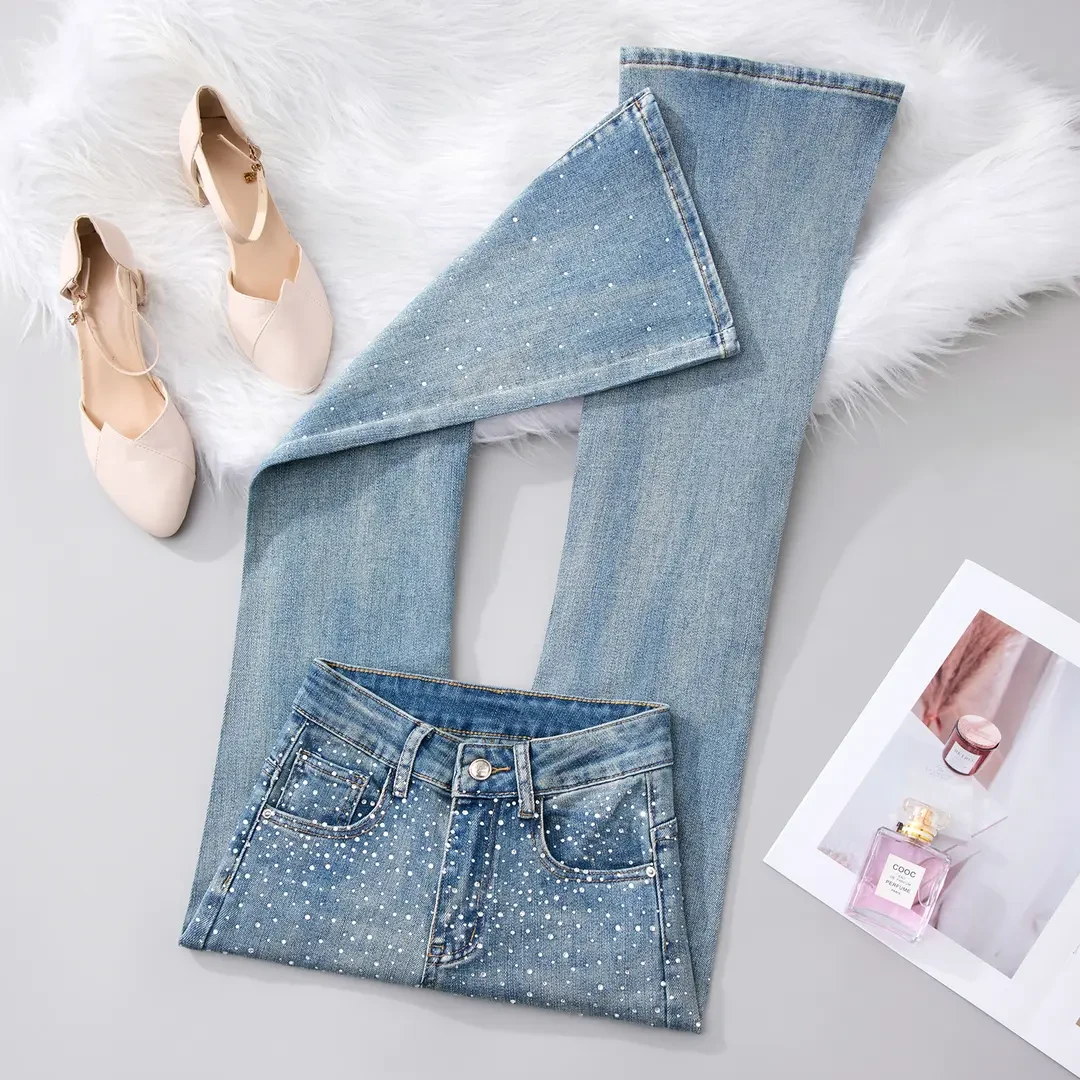 轻奢风烫钻时尚九分微喇牛仔裤女春季新款高腰显瘦百搭拖地喇叭裤