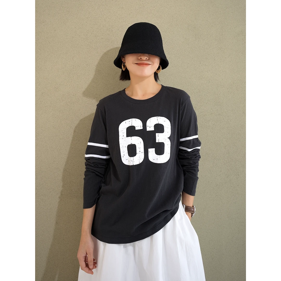 棉质不一样 美式街头 斑驳数字印花黑色女圆领长袖宽松薄T恤GE303