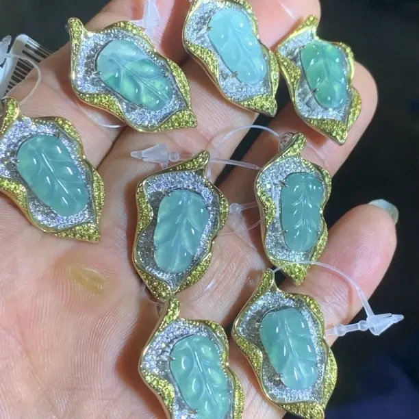 翡翠叶子新中式清冷感翡翠吊坠