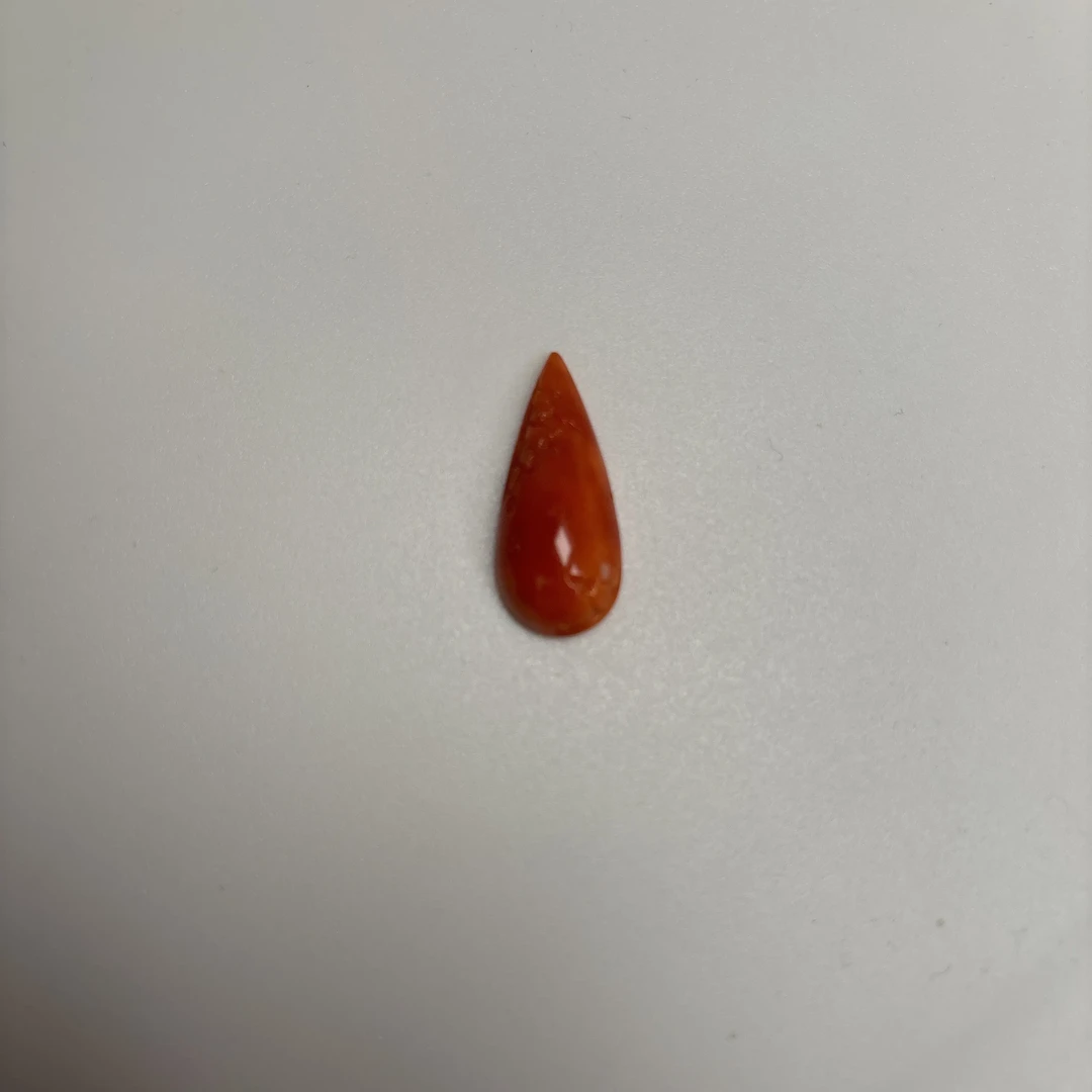 天然珊瑚水滴吊坠