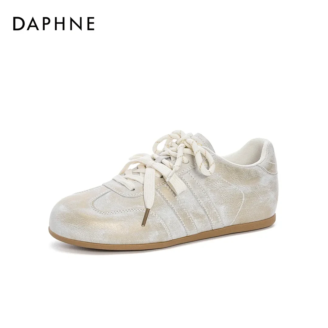 达芙妮2025春日学院风小众休闲女鞋双色系带平底擦色德训鞋TC册