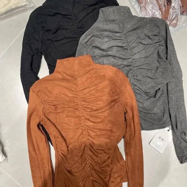 秋冬新款褶皱设计半高领修身百搭打底衫